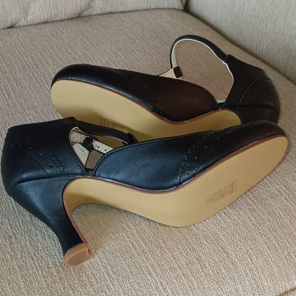 Pin Up Couture Flapper Black Heels, 6, NWB